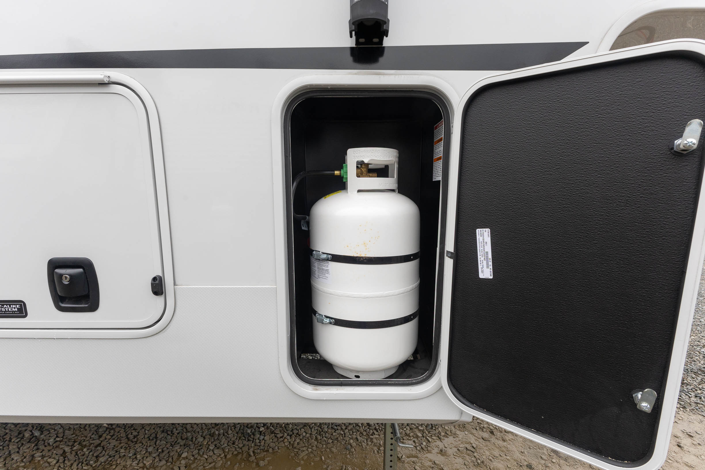 2027 Keystone RV Cougar Half-Ton 28RLI FIFTH WHEEL