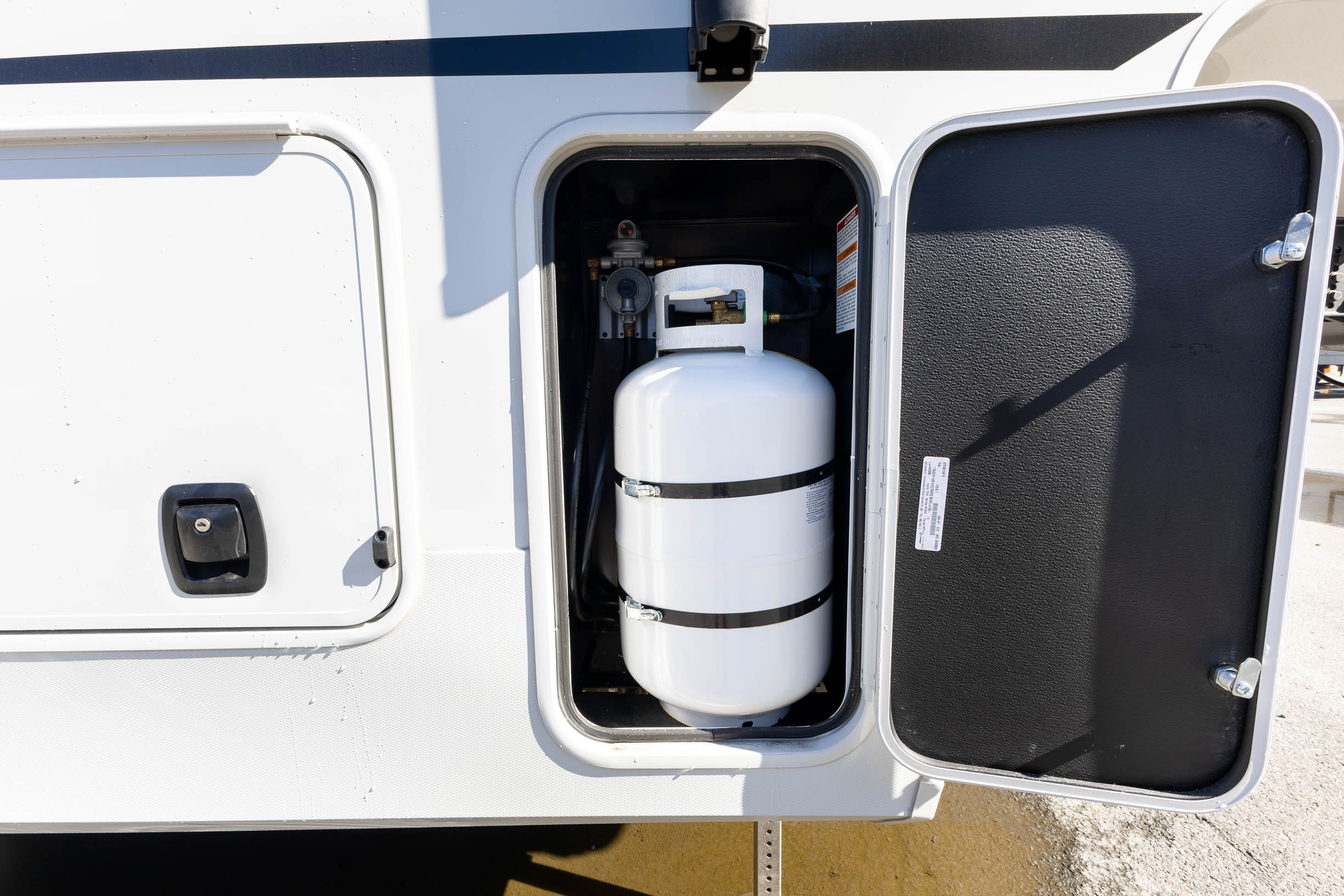 2027 Keystone RV Cougar Half-Ton 29MBD FIFTH WHEEL