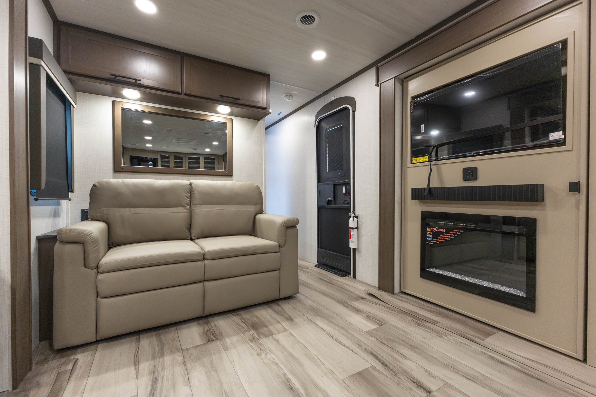 2027 Keystone RV Cougar Half-Ton 29RKE TRAVEL TRAILER