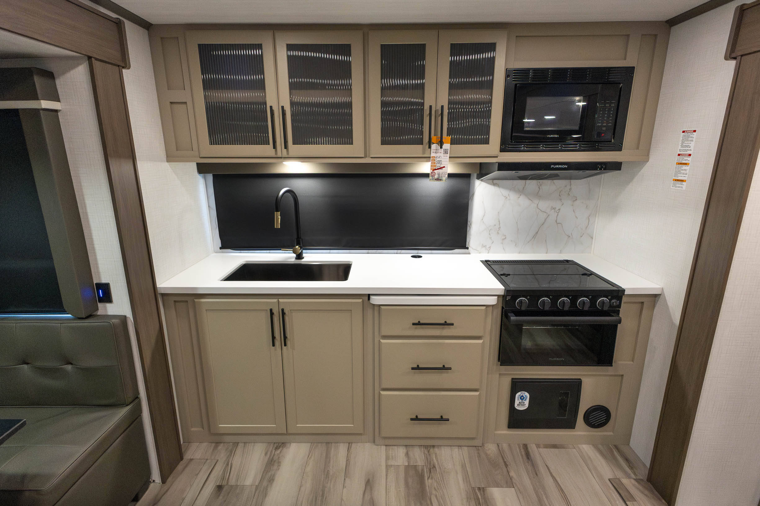 2027 Keystone RV Cougar Half-Ton 29RKE TRAVEL TRAILER
