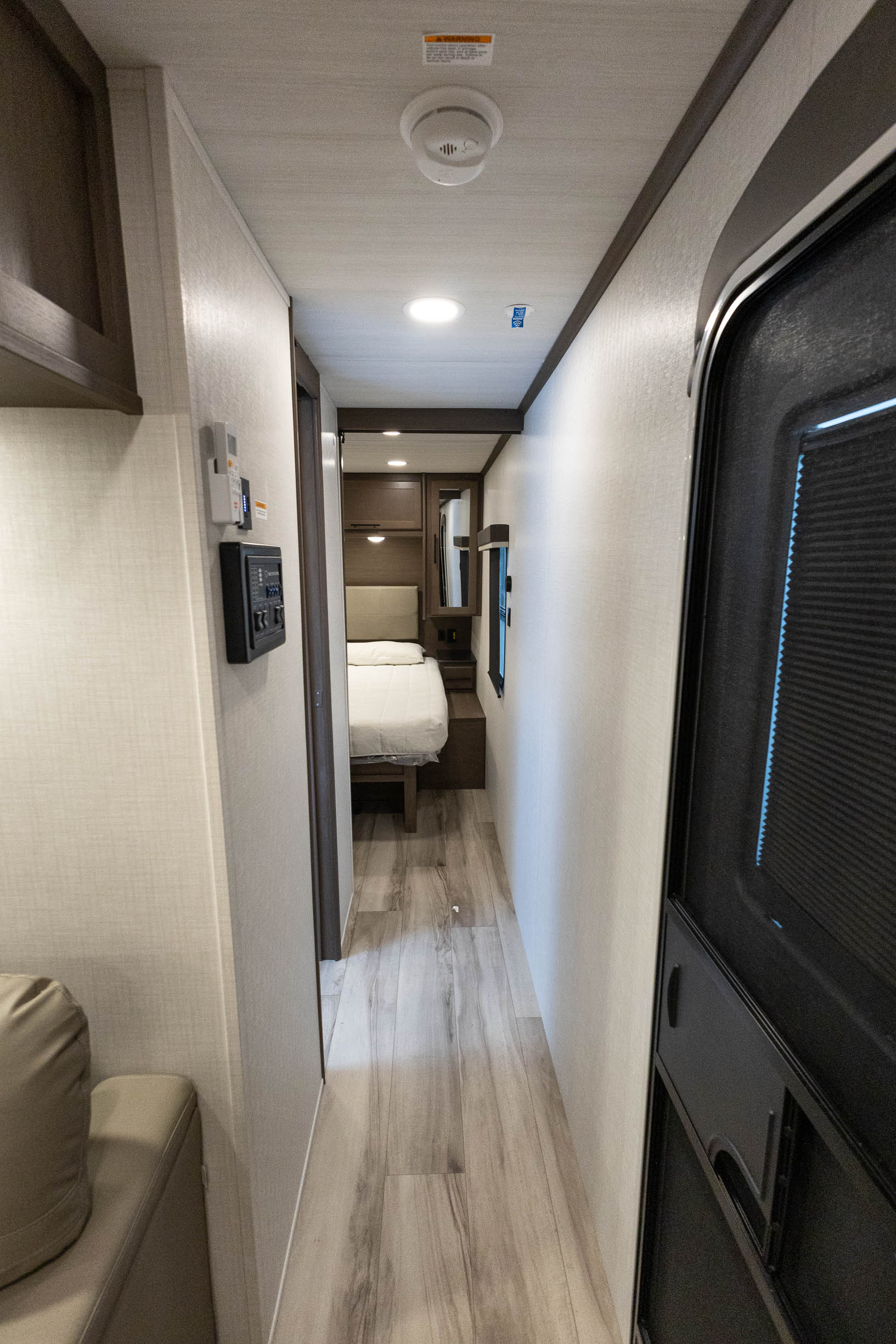 2027 Keystone RV Cougar Half-Ton 29RKE TRAVEL TRAILER