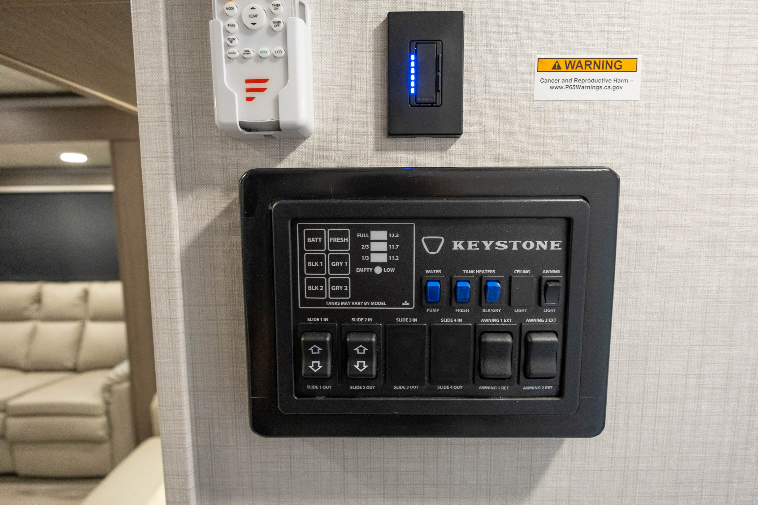 2027 Keystone RV Cougar Half-Ton 29RKE TRAVEL TRAILER
