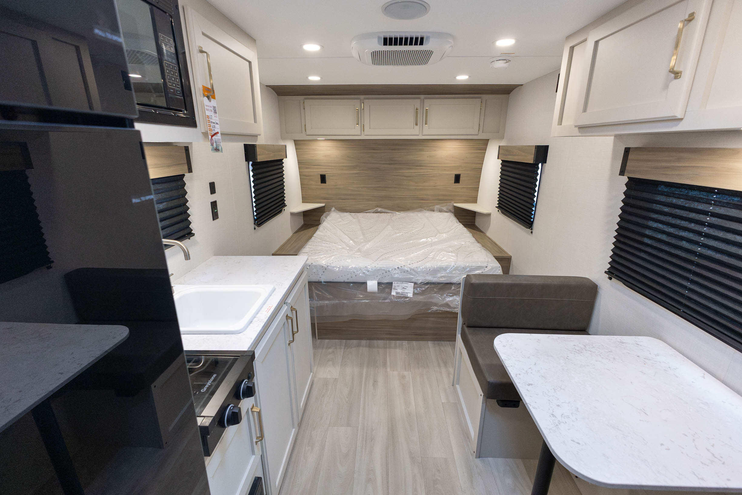 2027 KZ RV Sportsmen Classic 160QB TRAVEL TRAILER