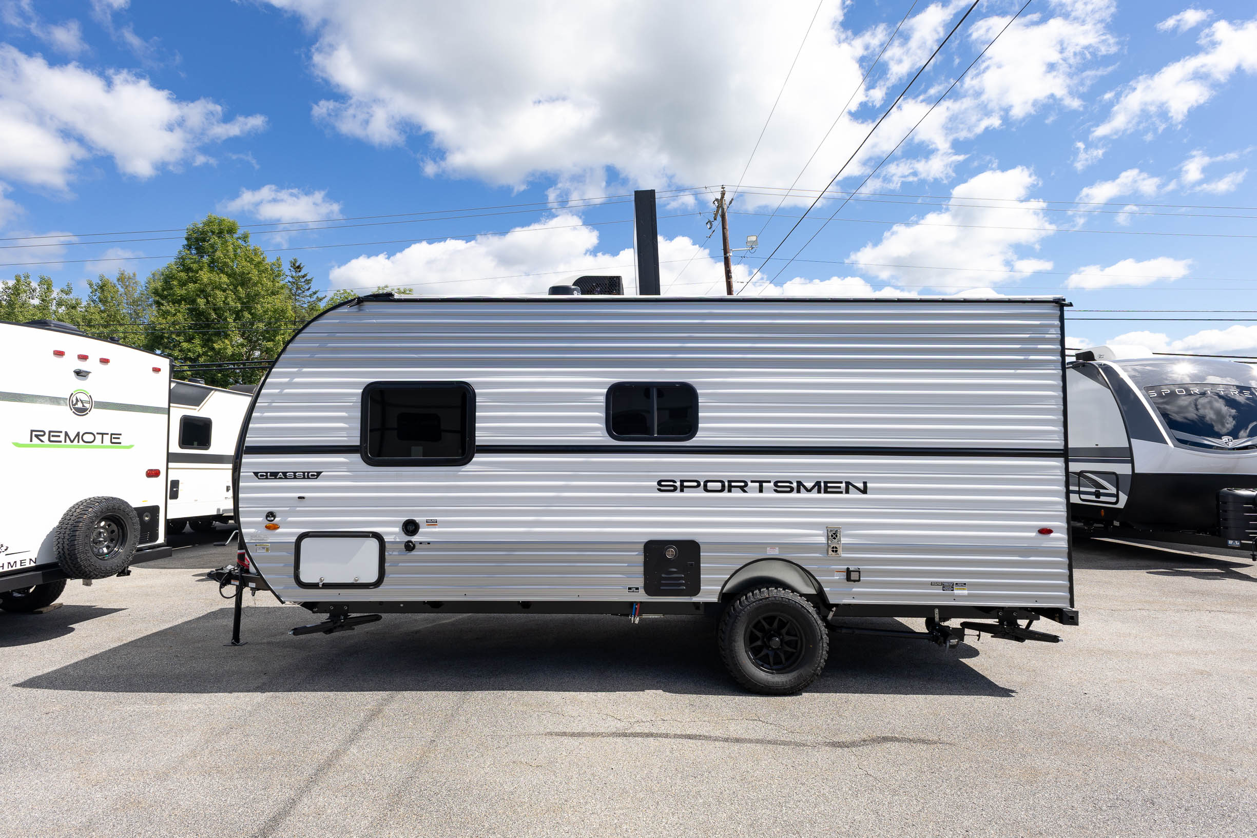 2027 KZ RV Sportsmen Classic 160QB TRAVEL TRAILER