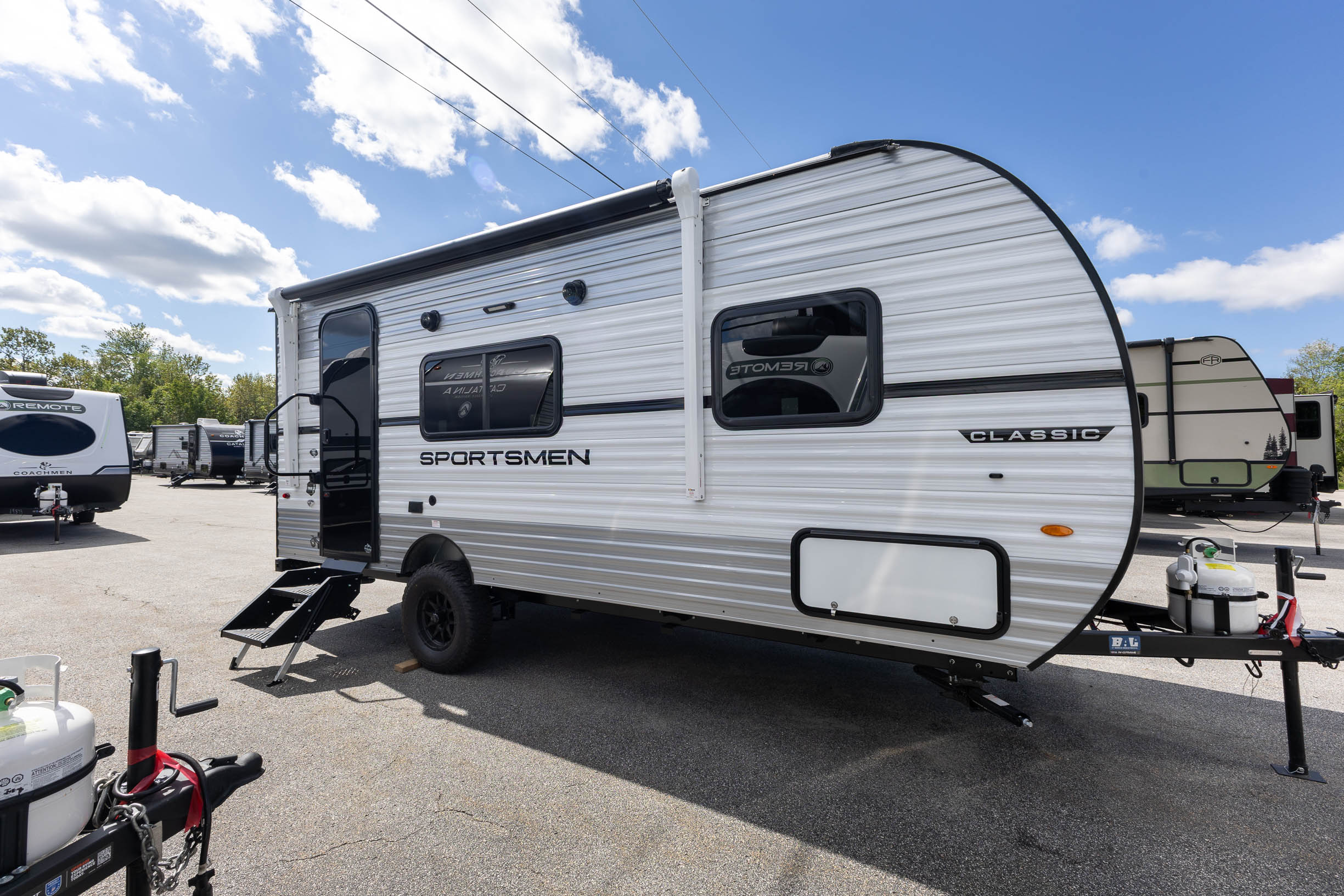 2027 KZ RV Sportsmen Classic 160QB TRAVEL TRAILER
