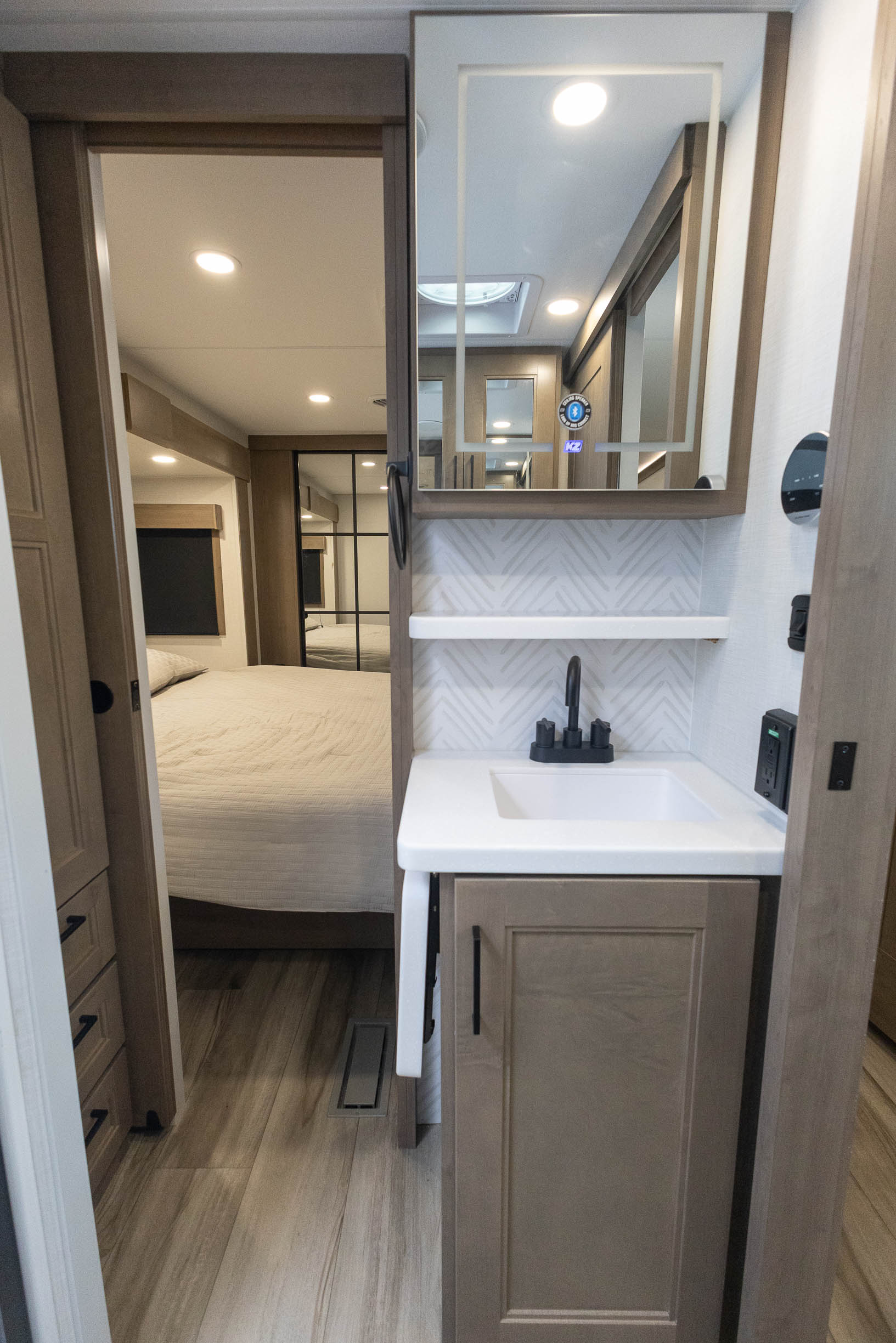 2027 KZ RV Durango 302RLT FIFTH WHEEL