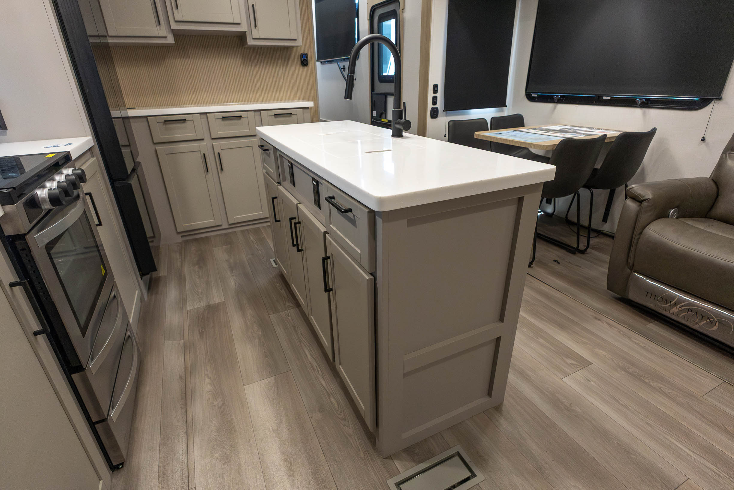 2027 KZ RV Ridgeway 36MBL FIFTH WHEEL