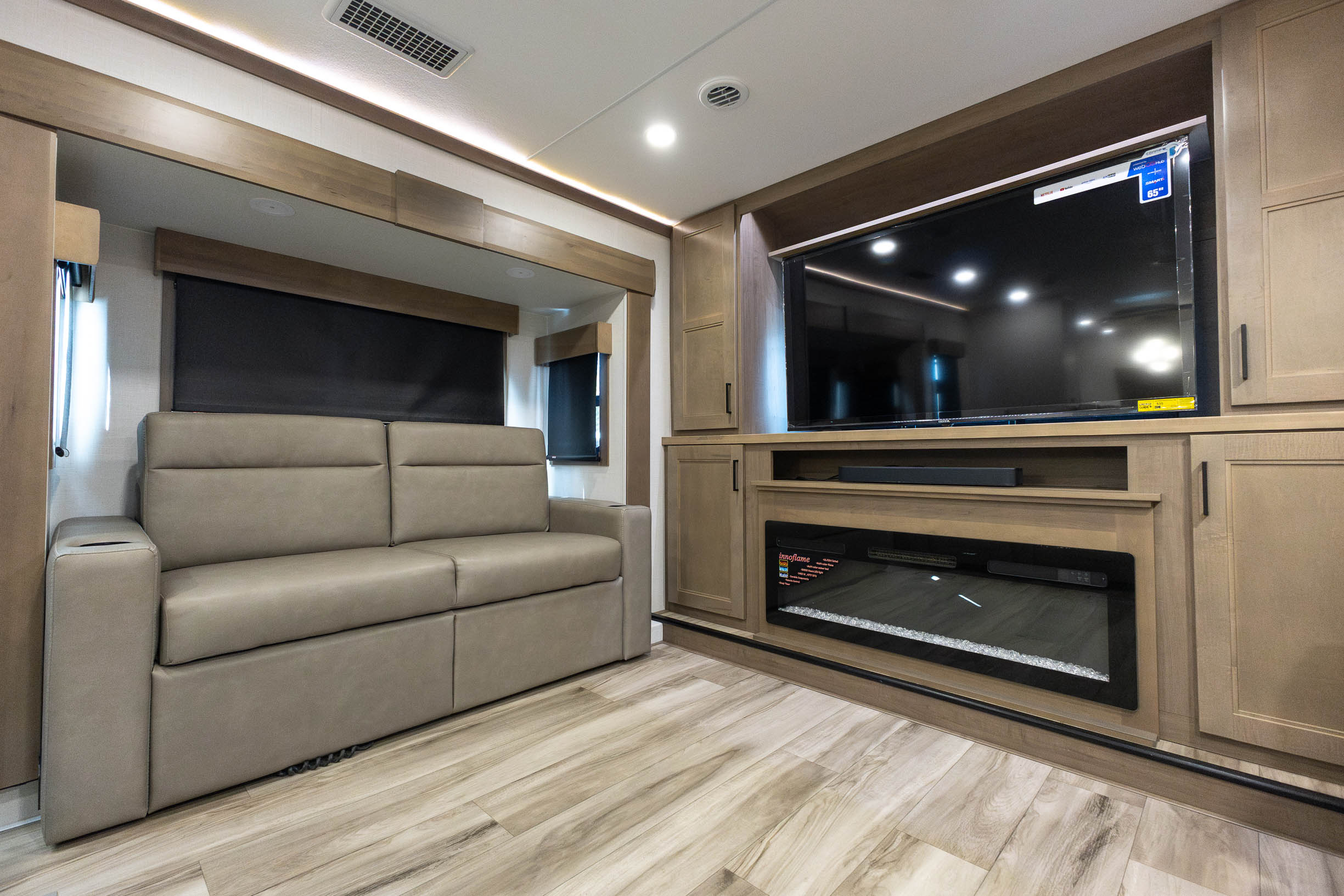 2027 KZ RV Durango Gold 388FLS FIFTH WHEEL