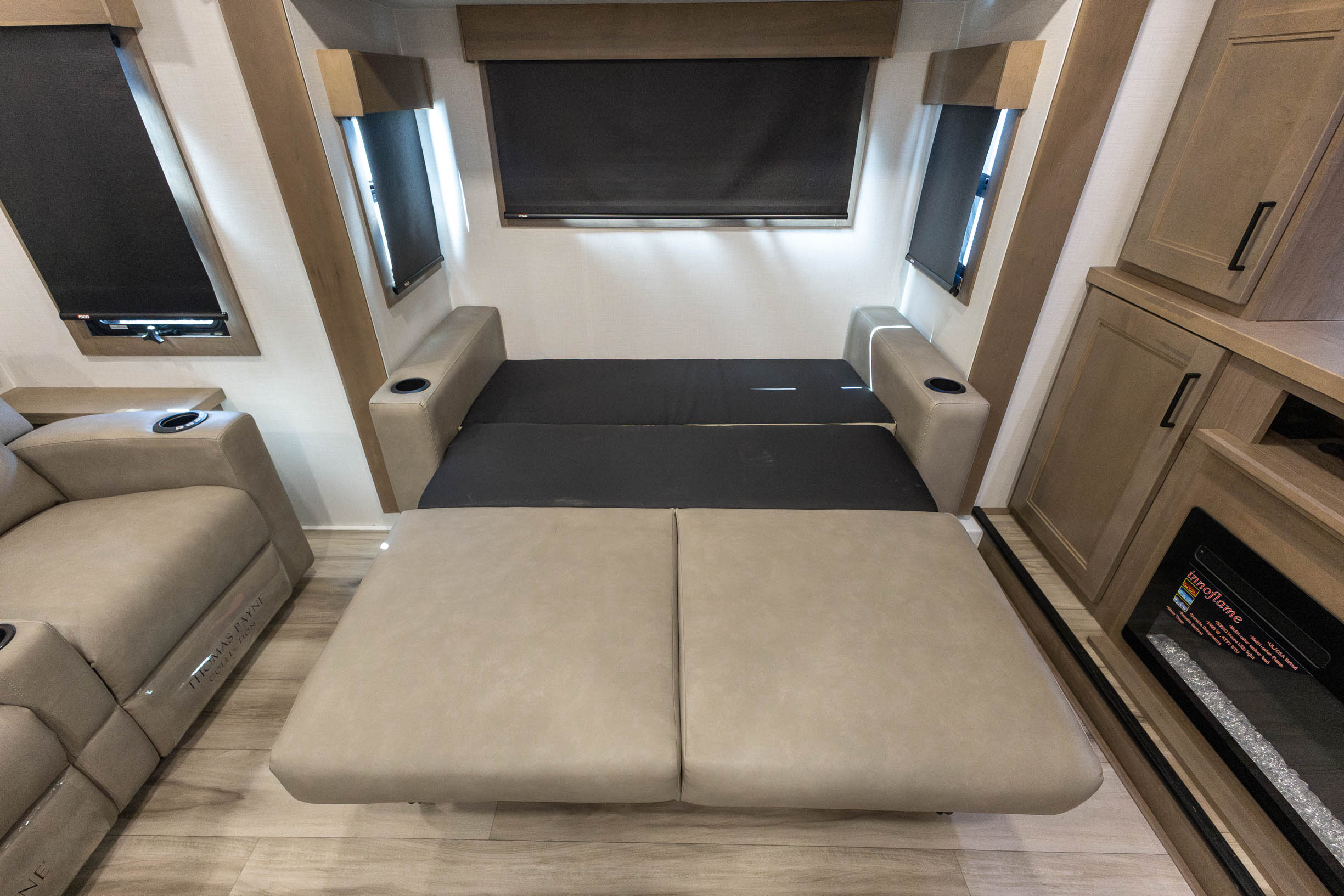 2027 KZ RV Durango Gold 388FLS FIFTH WHEEL