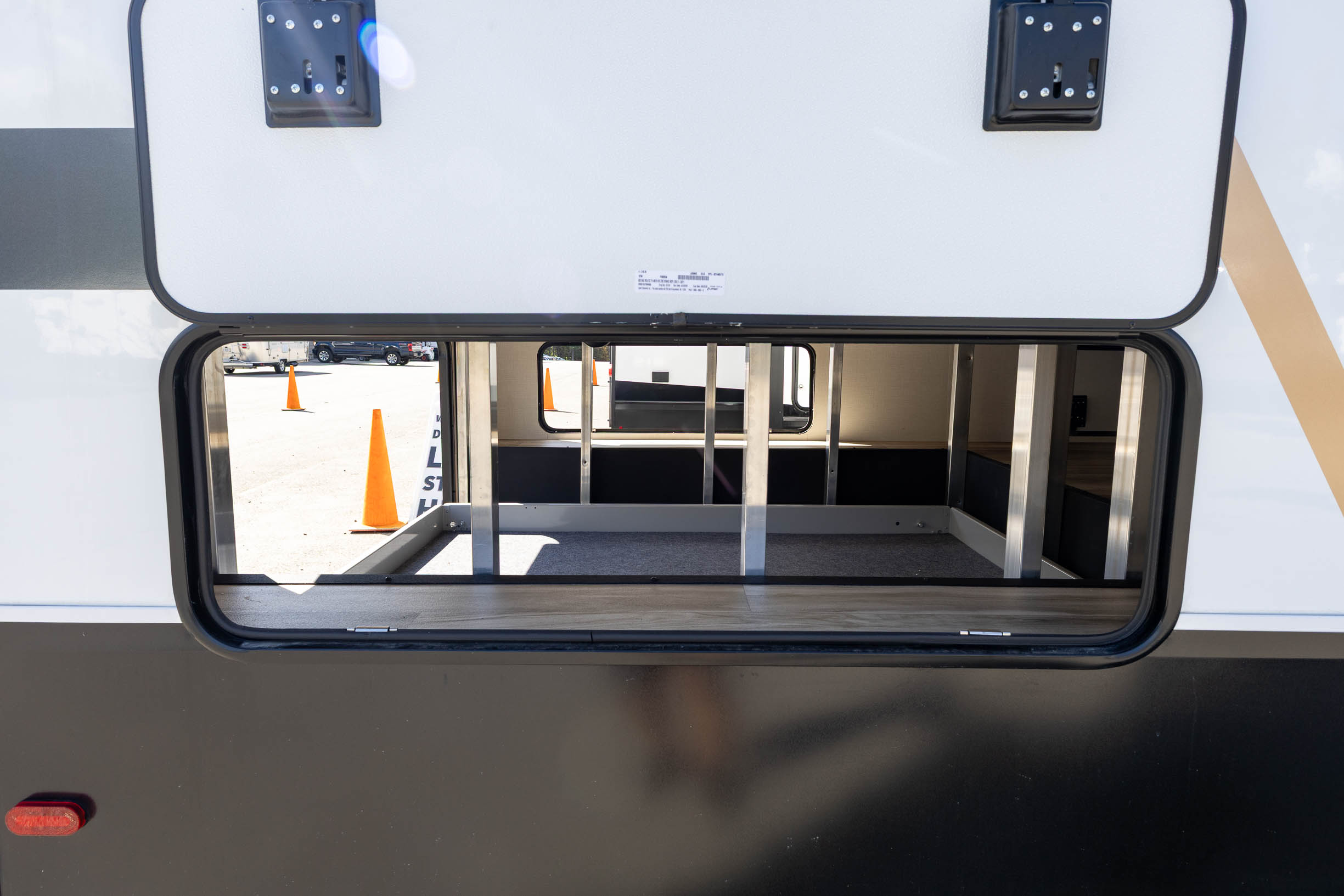 2027 KZ RV Durango Gold 388FLS FIFTH WHEEL