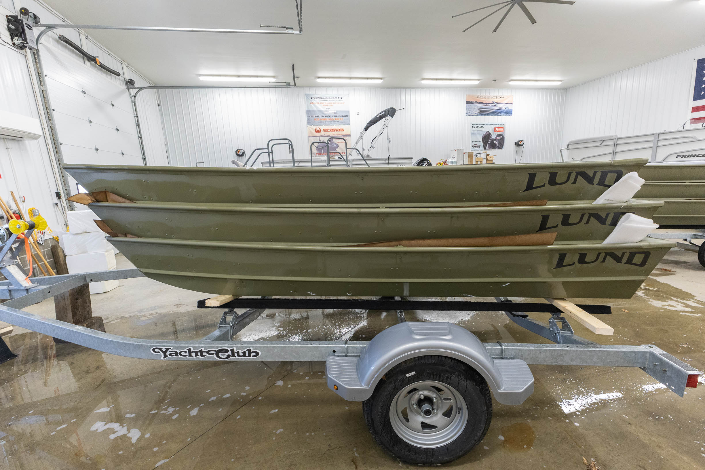 2027 Lund Jon 1240 JON BOAT