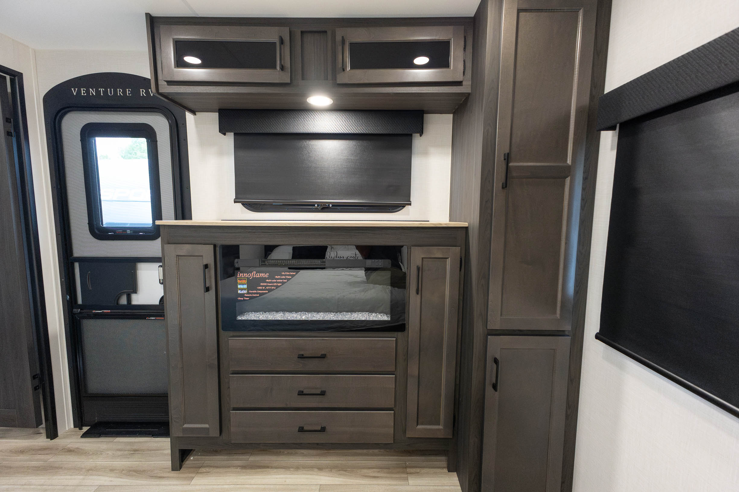 2027 Venture RV SportTrek Touring Edition STT333VFK TRAVEL TRAILER