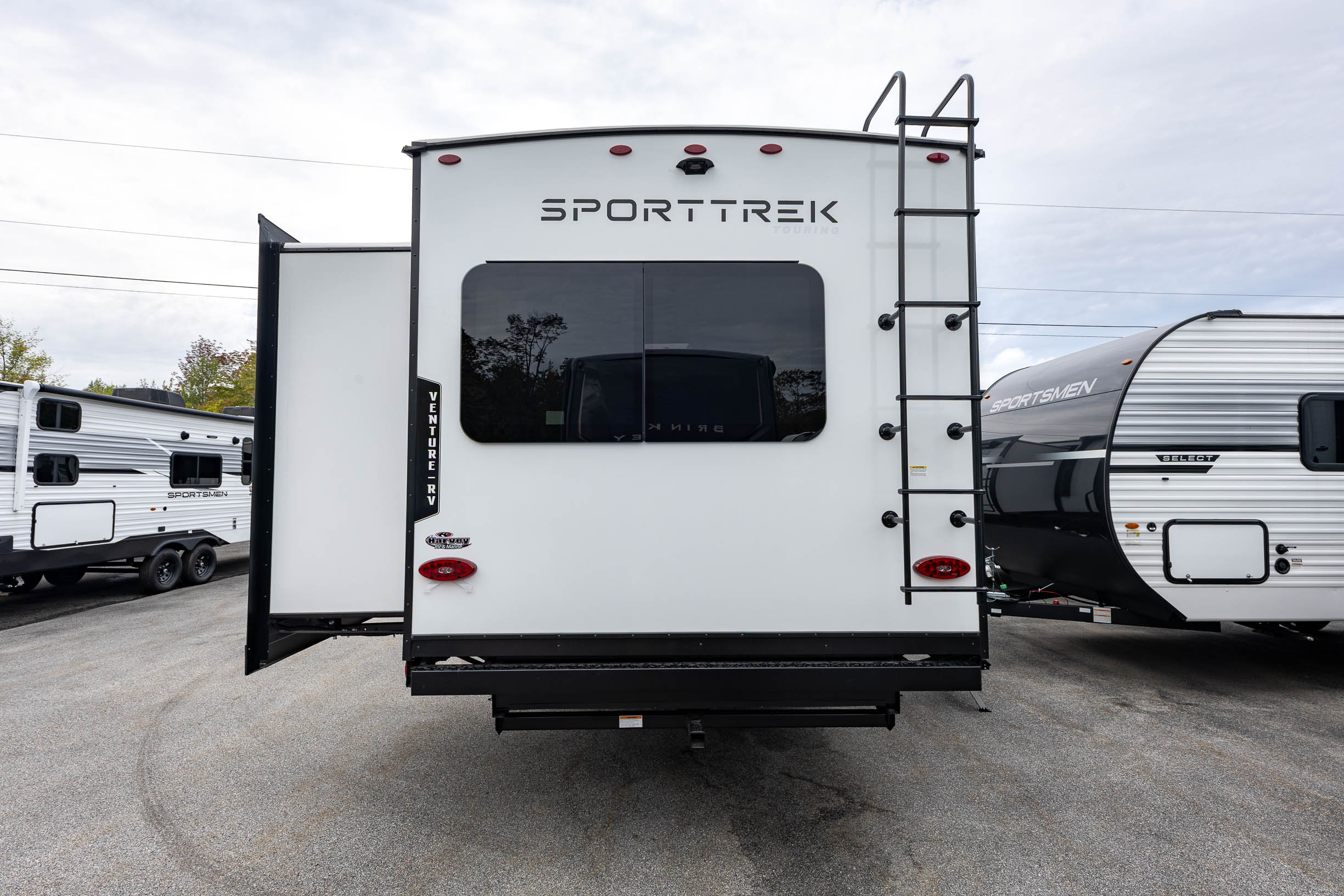 2027 Venture SportTrek Touring 333VFK TRAVEL TRAILER