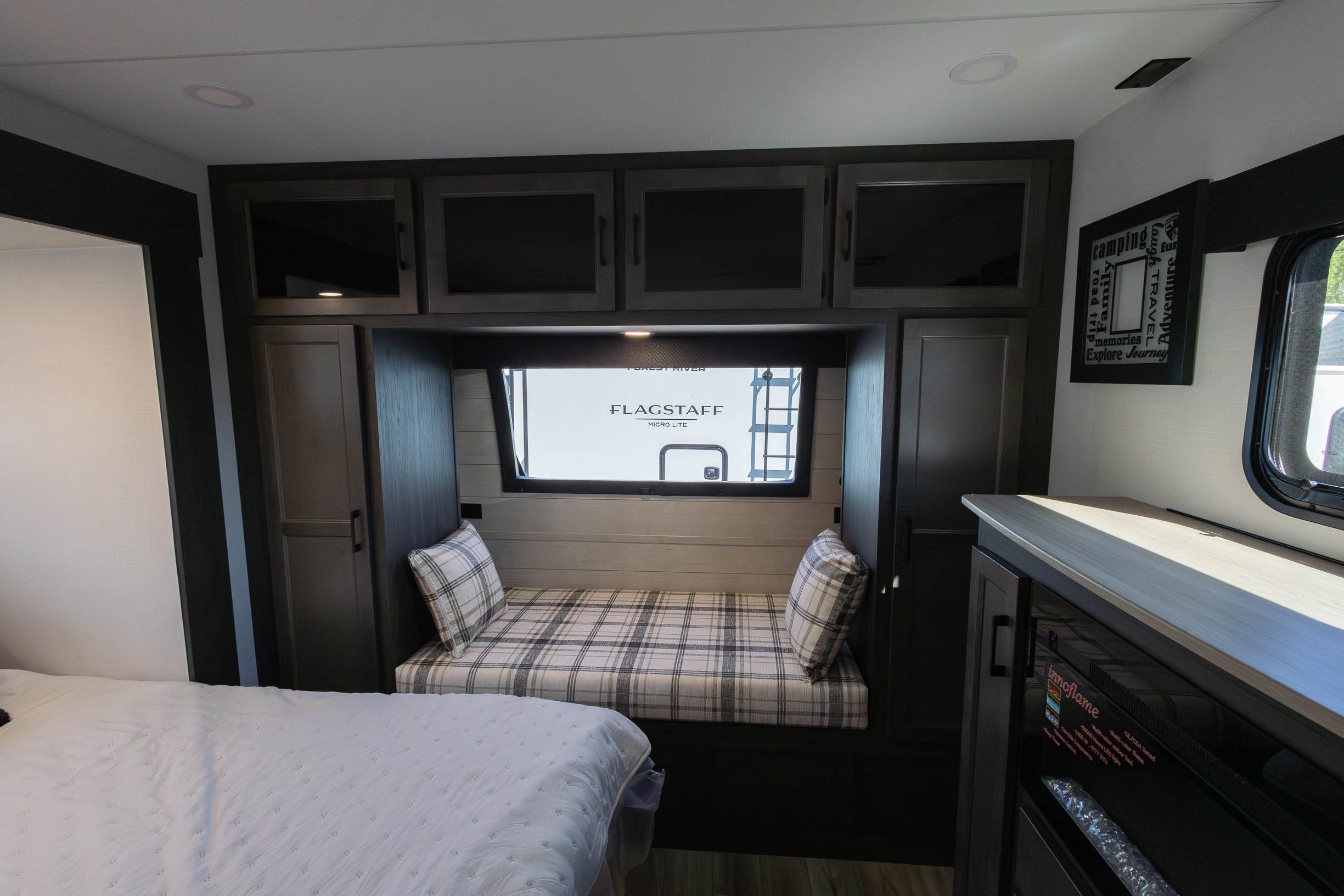 2027 Venture RV SportTrek Touring Edition STT343VIB TRAVEL TRAILER
