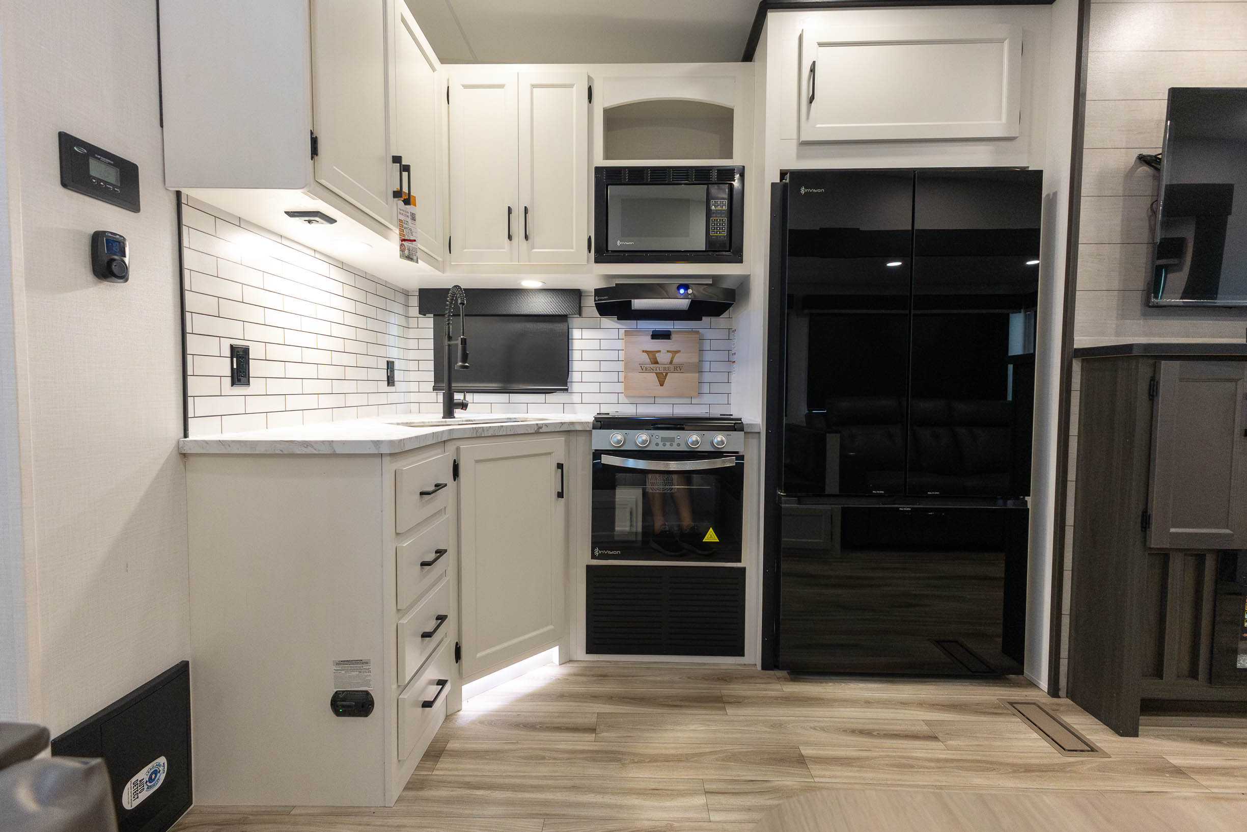 2027 Venture SportTrek STF312VTB FIFTH WHEEL