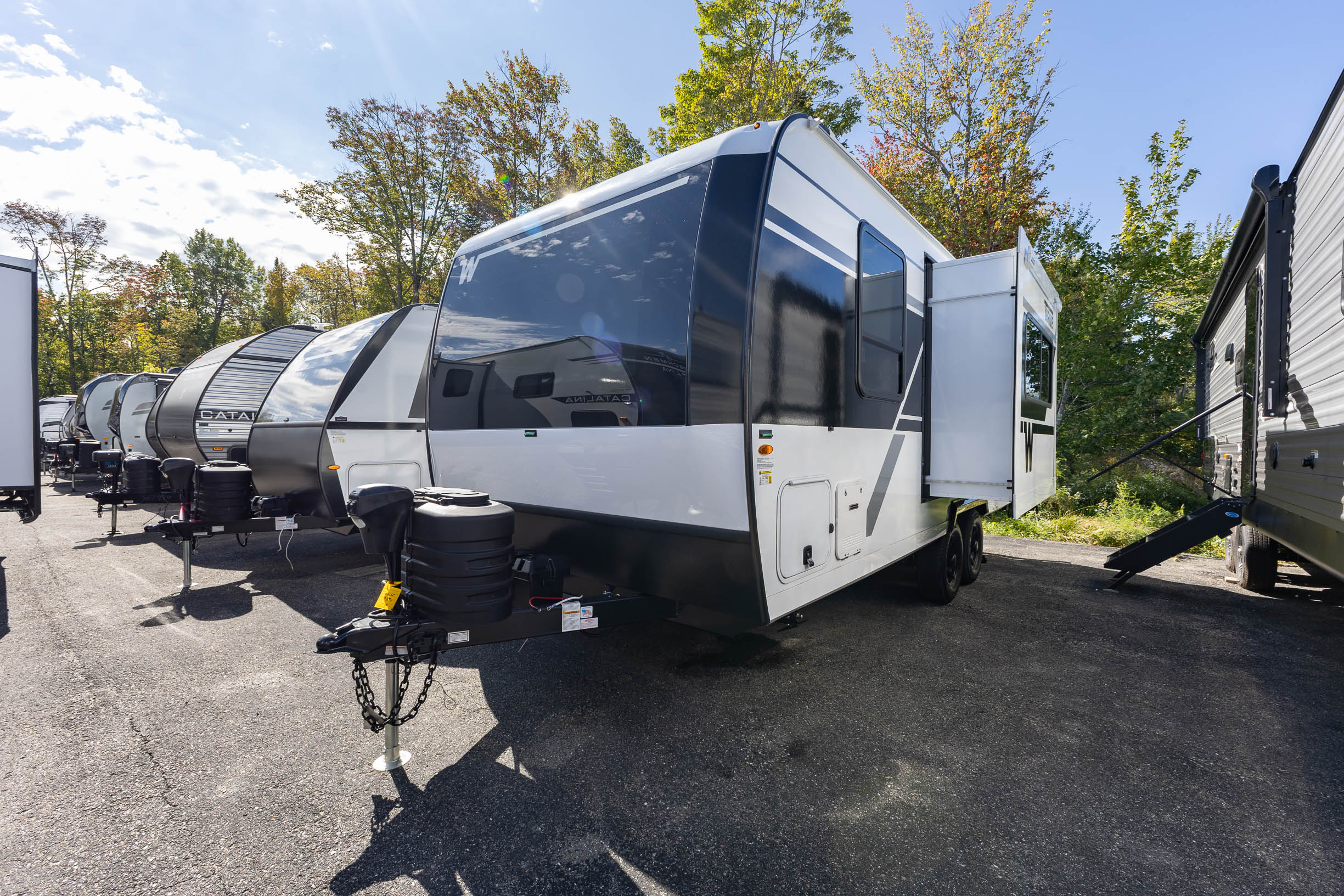 2027 Winnebago Thrive 18FBS TRAVEL TRAILER