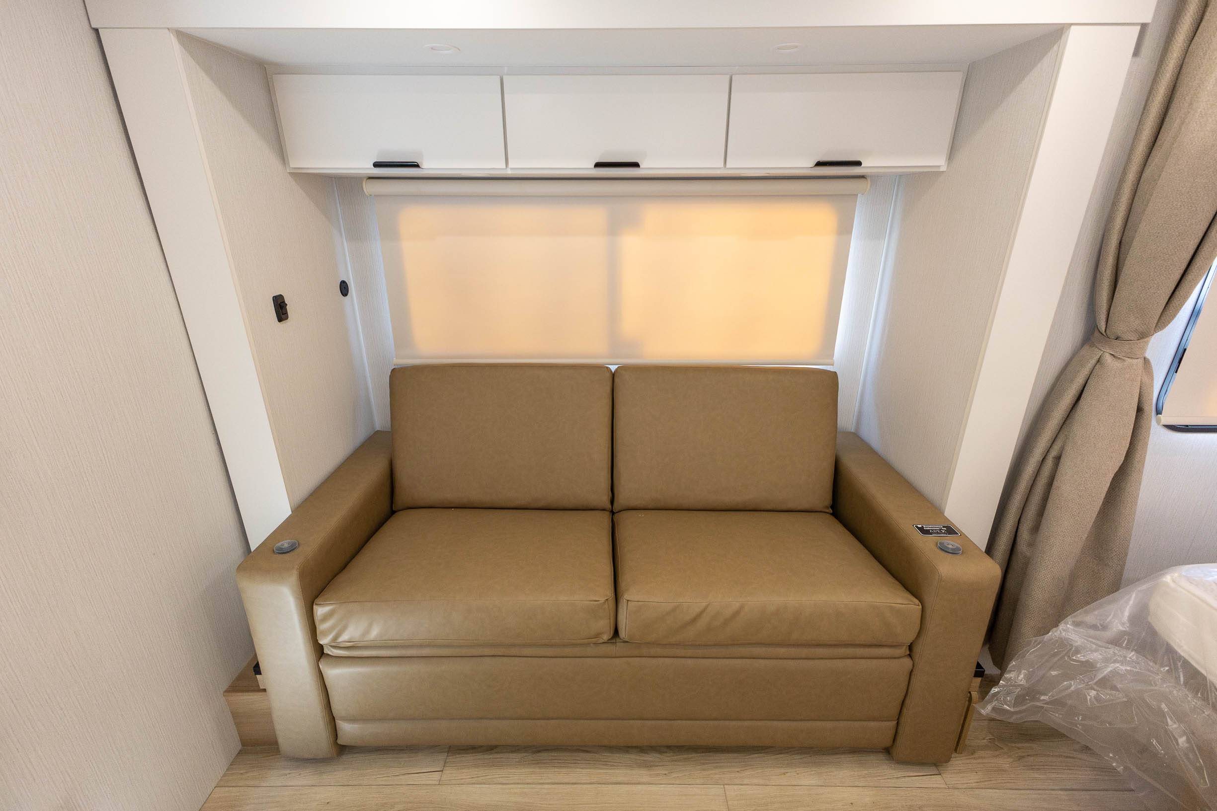 2027 Winnebago Thrive 18FBS TRAVEL TRAILER