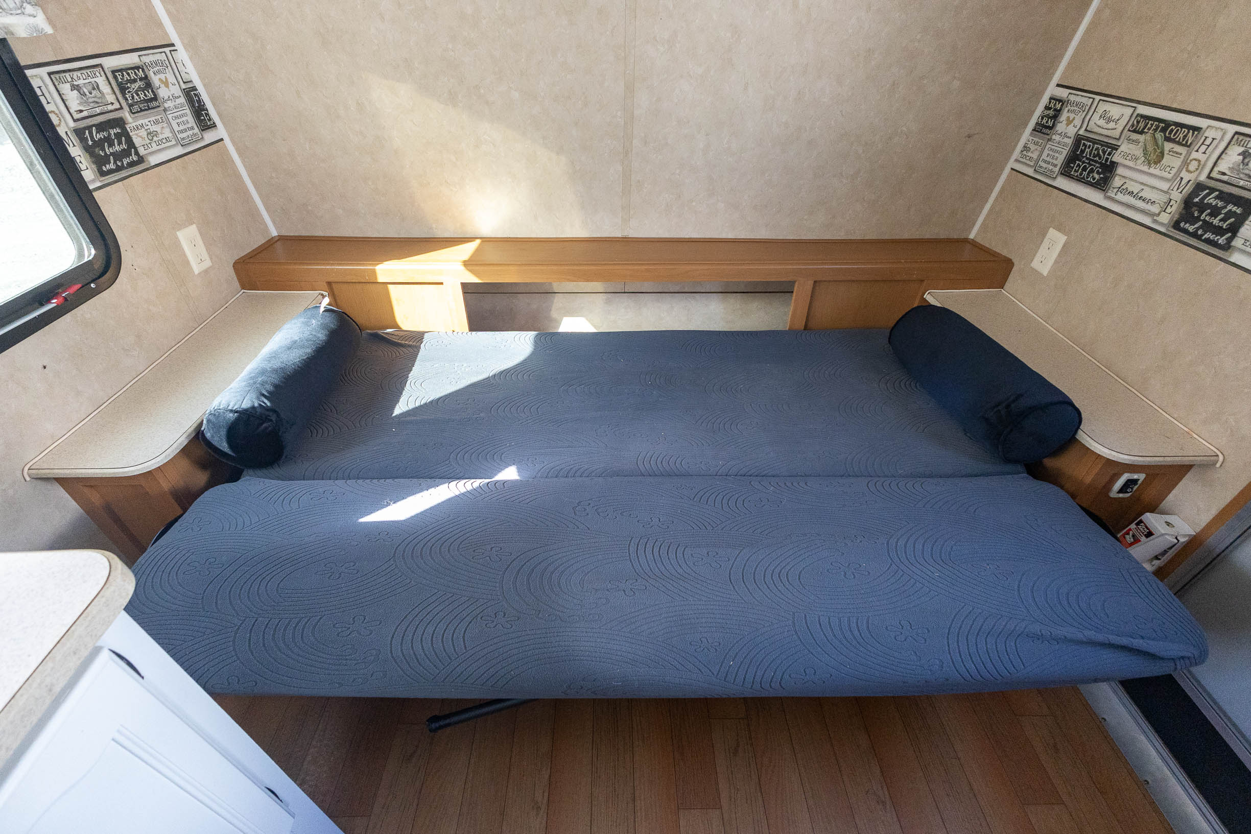 2007 Gulfstream Innsbruck 20BHL TRAVEL TRAILER