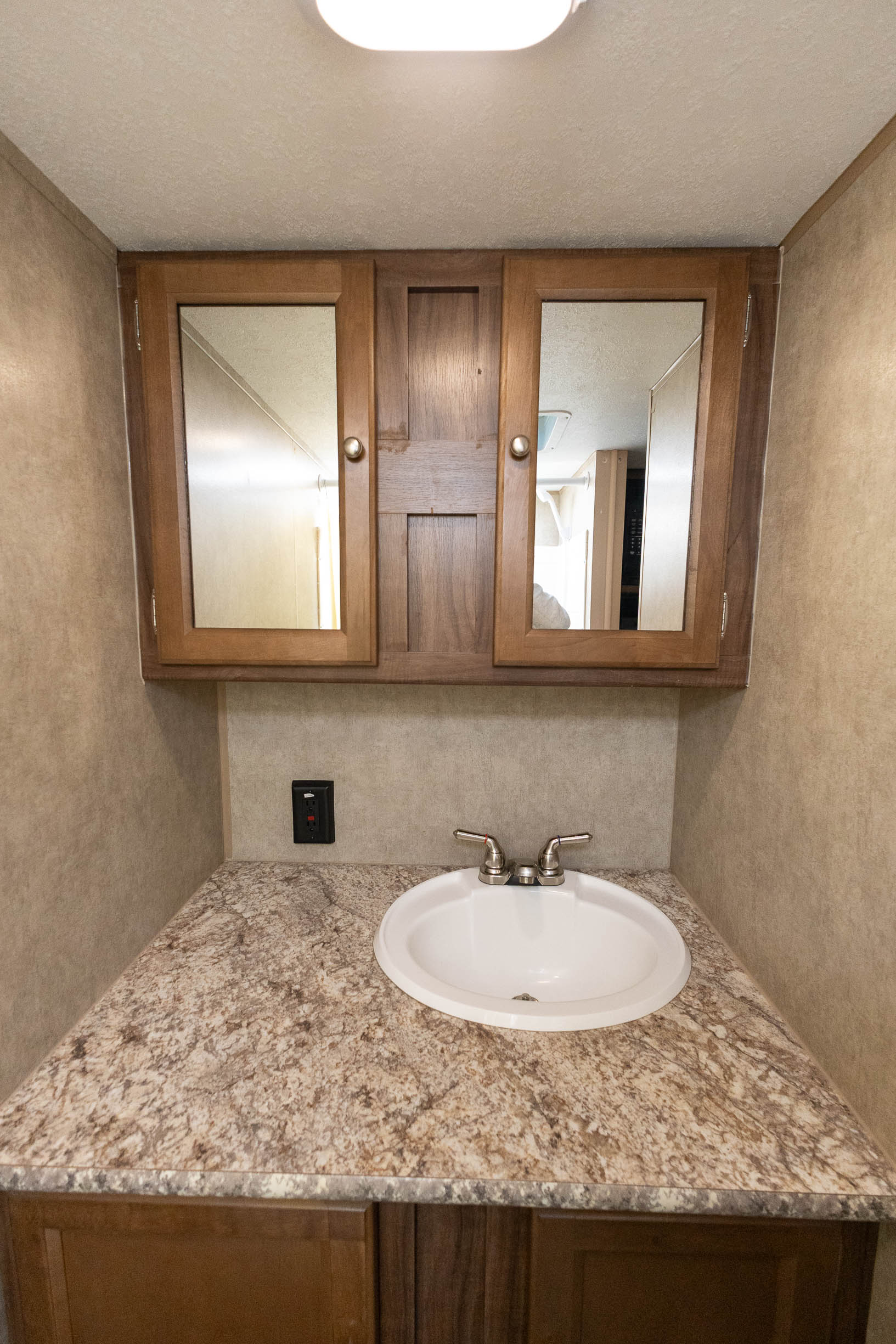 2018 Forest River Viking 17FQ TRAVEL TRAILER