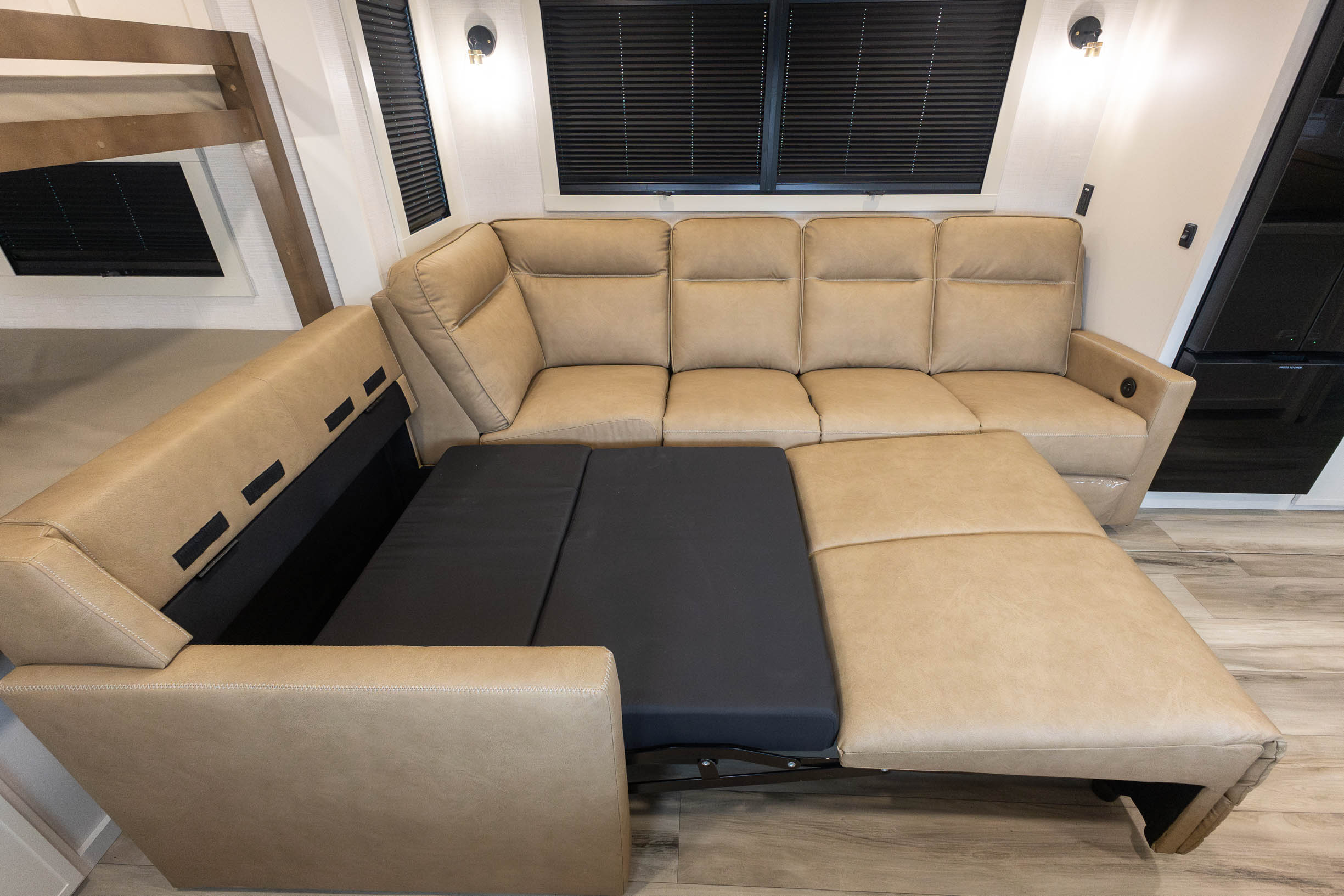 2027 Brinkley Model I 294 TRAVEL TRAILER