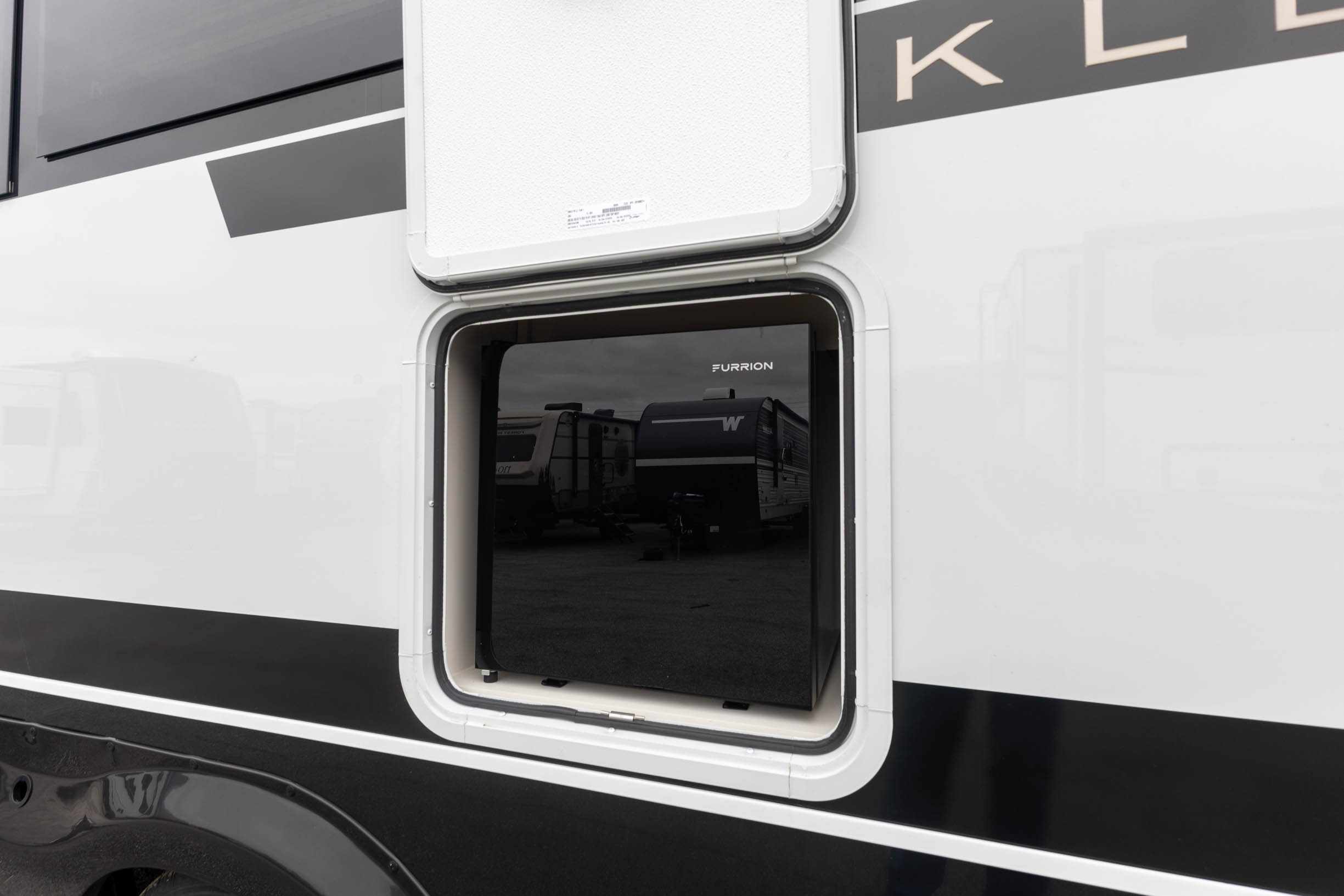 2027 Brinkley Model I 294 TRAVEL TRAILER