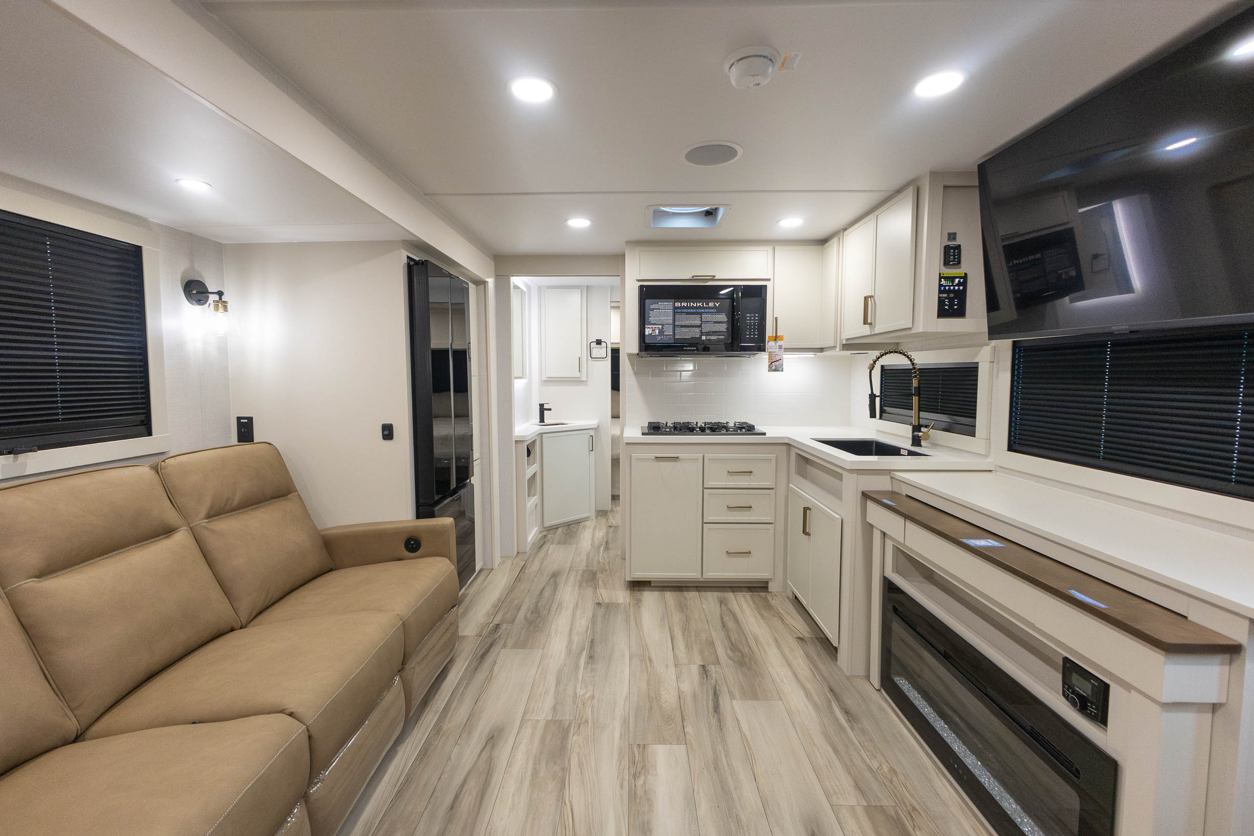2027 Brinkley Model I 294 TRAVEL TRAILER
